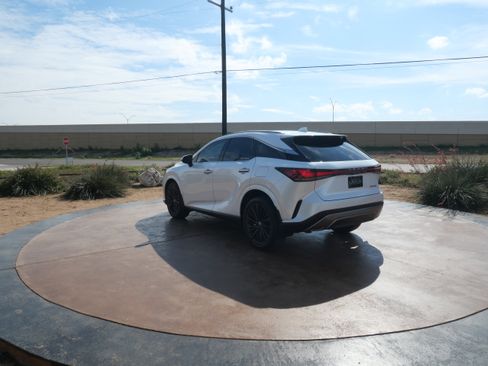 Certified 2024 Lexus RX 350 Premium image 4