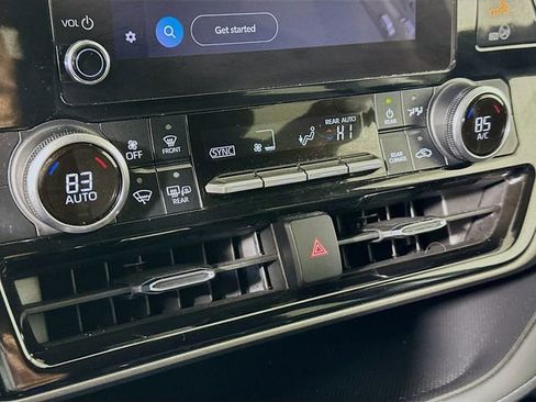 Certified 2024 Toyota Highlander LE image 18