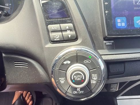 Used 2014 Honda Insight EX image 36