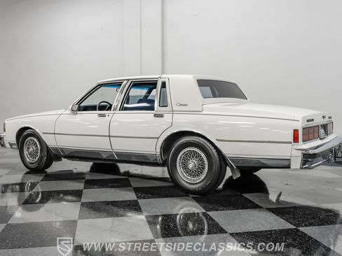 Used 1987 Chevrolet Caprice Classic Brougham image 8