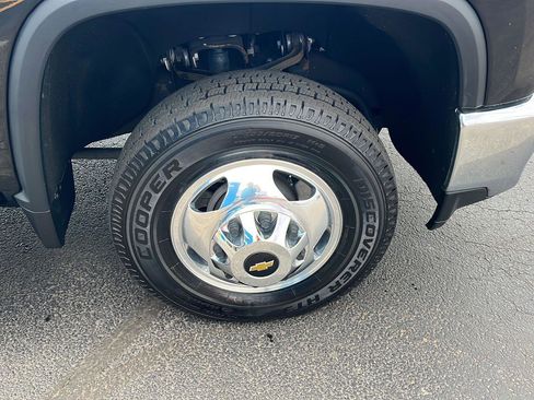 Used 2021 Chevrolet Silverado 3500 LTZ w/ LTZ Plus Package image 31