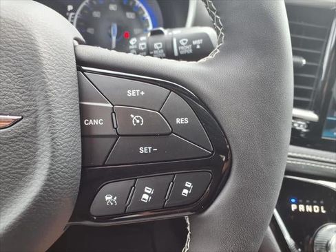 New 2026 Chrysler Pacifica Select w/ S Appearance Package FWD image 43