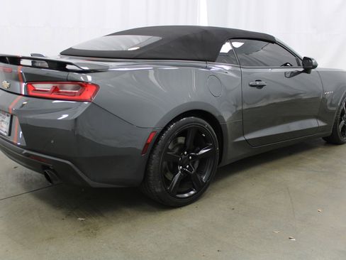 Used 2017 Chevrolet Camaro SS image 5
