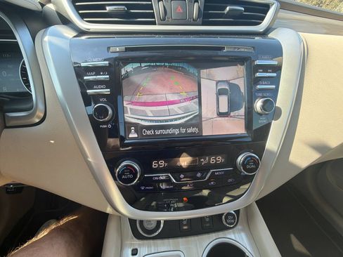 Used 2017 Nissan Murano SL FWD image 16