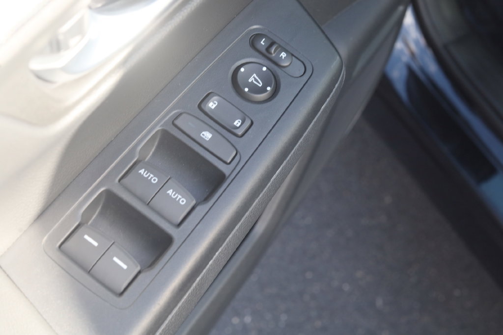 Used 2024 Honda CR-V Sport image 4
