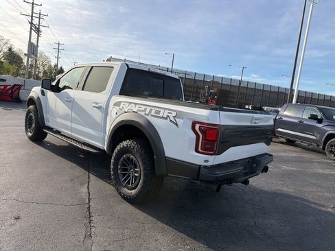 Used 2018 Ford F150 Raptor w/ Equipment Group 802A Luxury AWD/4WD image 4