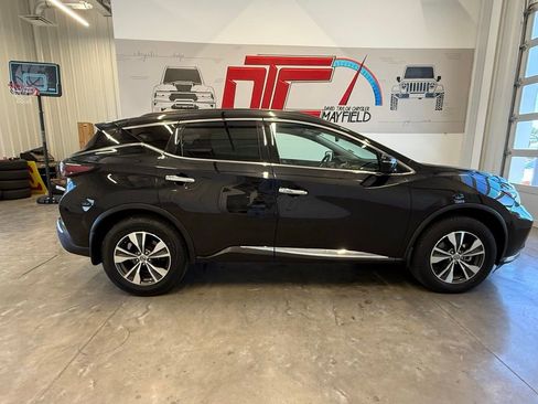 Used 2021 Nissan Murano SV AWD/4WD image 3