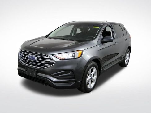Used 2020 Ford Edge SE FWD image 9