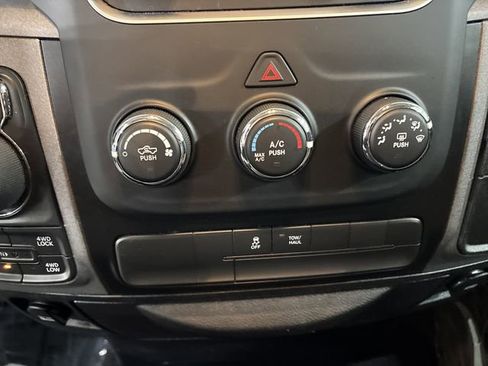 Used 2018 RAM 1500 Express w/ Express Value Package image 18