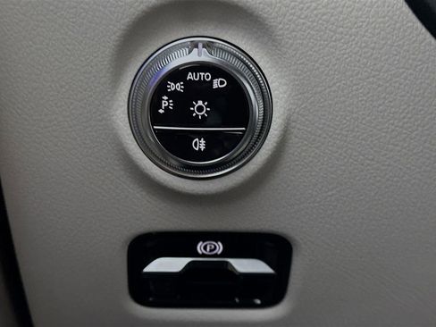 New 2026 Mercedes-Benz C 300 Sedan image 10