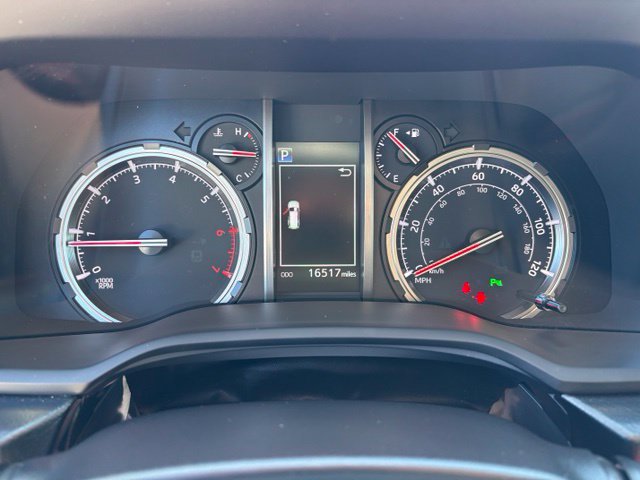 Used 2023 Toyota 4Runner Limited AWD/4WD image 14