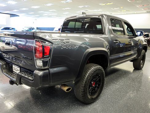 Used 2022 Toyota Tacoma TRD Pro image 7