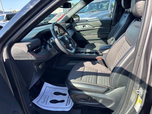 Used 2025 Ford Explorer ST-Line w/ Premium Package AWD/4WD image 22