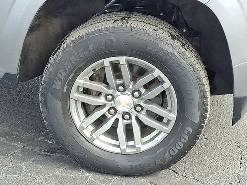 Used 2023 Chevrolet Colorado LT w/ LT Convenience Package image 5