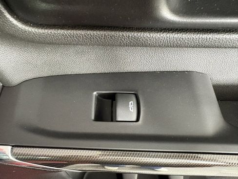 Used 2023 GMC Sierra 2500 AT4 w/ AT4 Preferred Package image 39