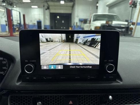 Used 2023 Honda Civic Sport image 23