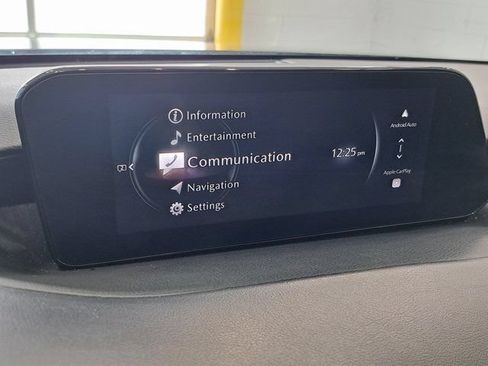 Used 2024 MAZDA MAZDA3 s FWD image 13