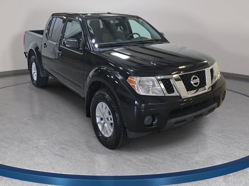 Used 2018 Nissan Frontier SV AWD/4WD image 4