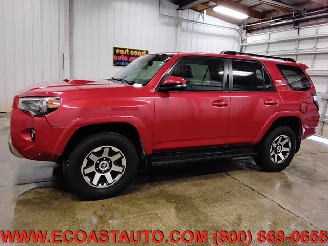 Used 2021 Toyota 4Runner TRD Off-Road Premium AWD/4WD image 4