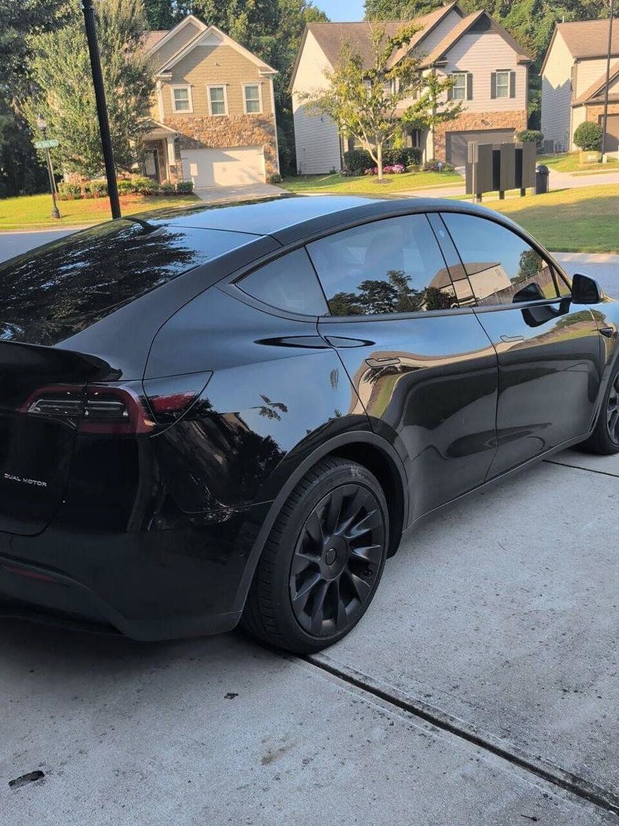 Used 2021 Tesla Model Y Long Range AWD/4WD image 2