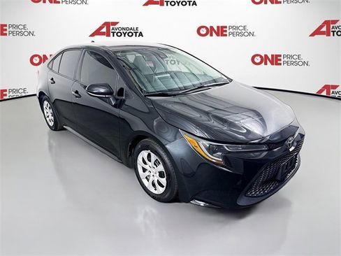 Used 2021 Toyota Corolla LE image 1
