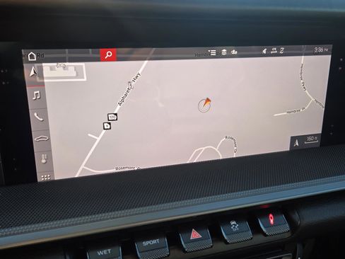 Used 2021 Porsche 911 Carrera w/ Premium Package image 27