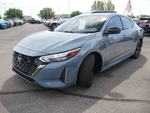 Used 2024 Nissan Sentra SR FWD image 4