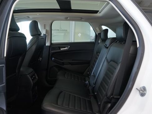 Certified 2022 Ford Edge SEL w/ Convenience Package AWD/4WD image 29