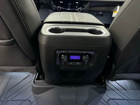 New 2025 Chevrolet Tahoe High Country image 19