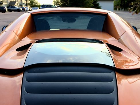 Used 2015 McLaren 650S Spider RWD image 12