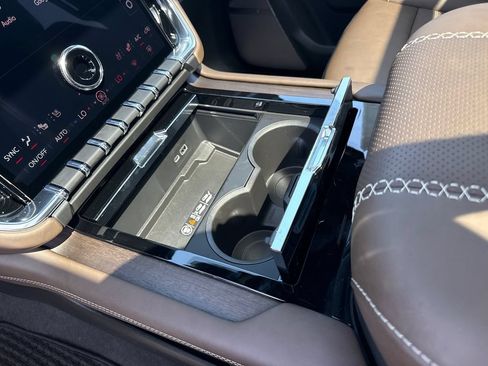 New 2026 GMC Yukon Denali Ultimate AWD/4WD image 26