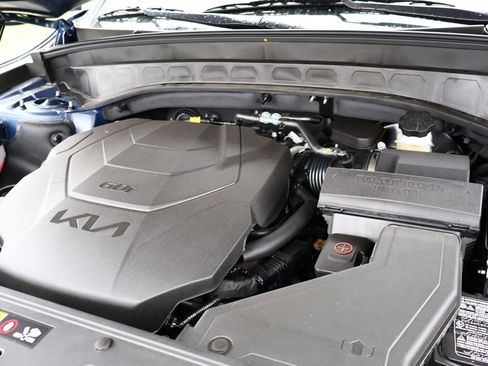 Used 2025 Kia Telluride S image 31