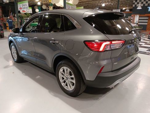 Used 2022 Ford Escape SE w/ Convenience Package image 8