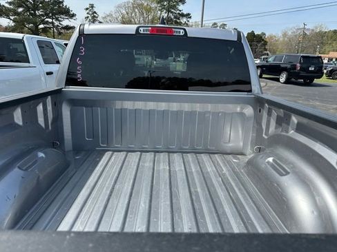 Used 2024 RAM 1500 Laramie image 13