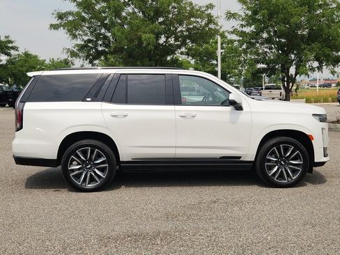 Used 2021 Cadillac Escalade Sport Platinum w/ LPO, ONYX Package AWD/4WD image 45