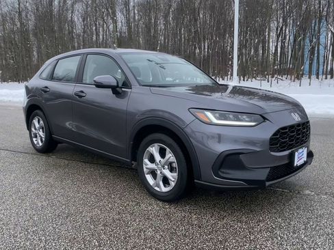 Certified 2024 Honda HR-V LX image 3