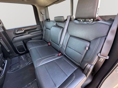 Used 2024 Chevrolet Silverado 3500 LT w/ Convenience Package image 31