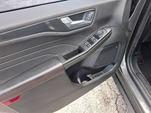 Used 2023 Ford Escape ST-Line w/ Tech Pack #1 FWD image 13
