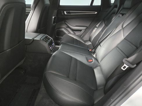 Used 2023 Porsche Panamera Platinum Edition w/ Sport Chrono Package image 13