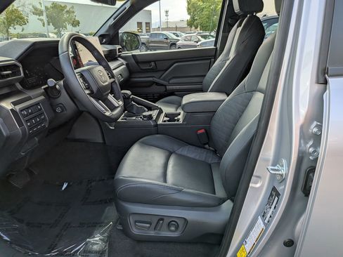 Used 2026 Toyota 4Runner TRD Off-Road Premium AWD/4WD image 23