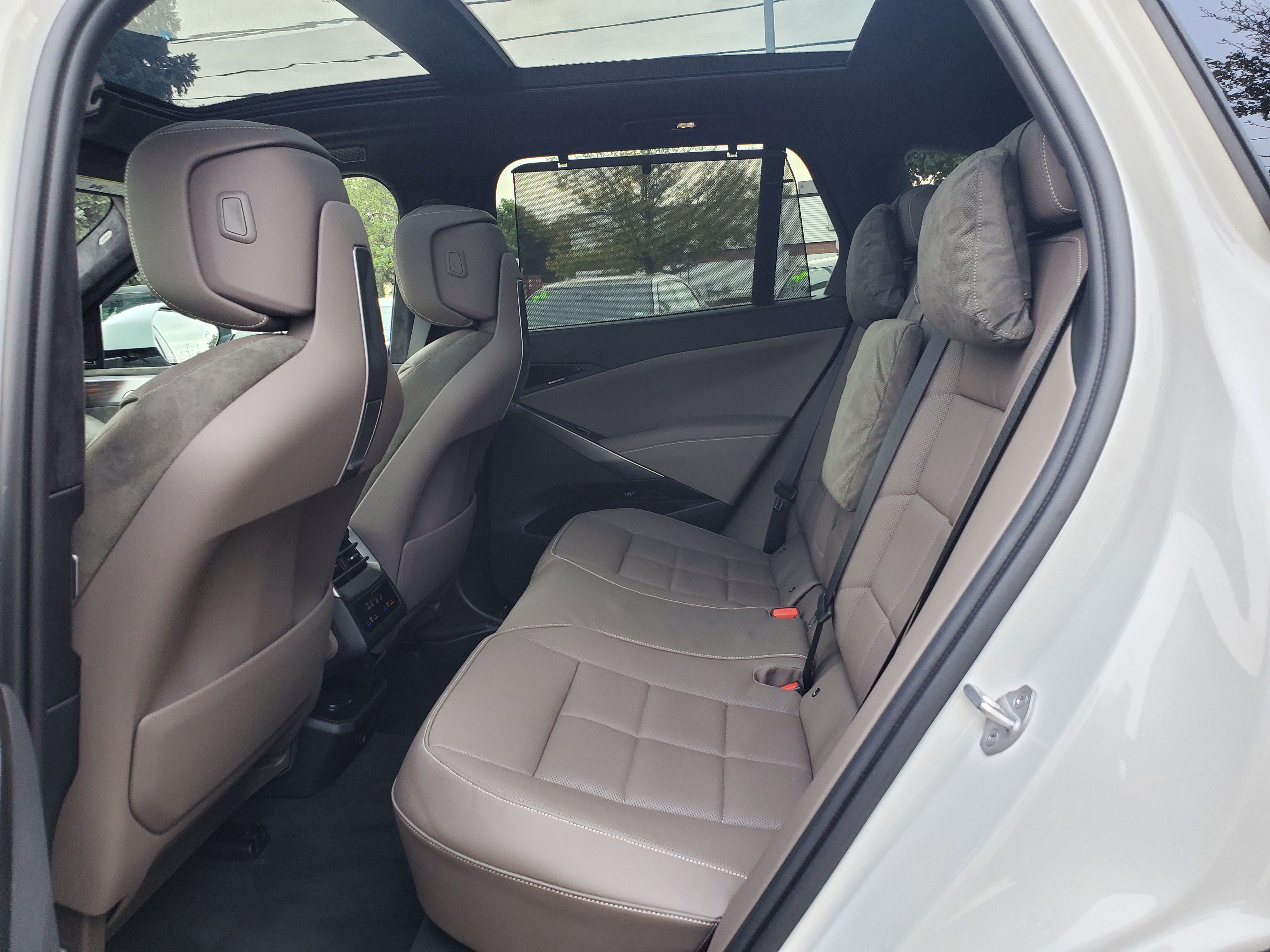 New 2027 BMW X5 xDrive40i w/ M Sport Package AWD/4WD image 29