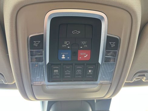 Used 2020 RAM 1500 Limited image 13