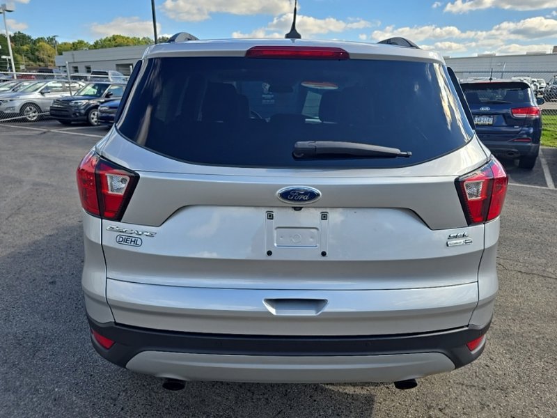 Used 2019 Ford Escape SEL AWD/4WD image 10