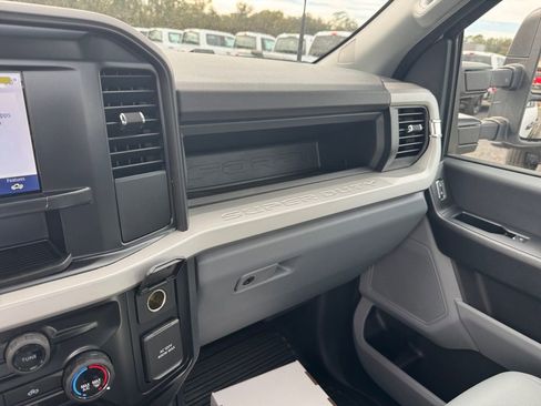 New 2026 Ford F450 XL w/ XL Chrome Package image 37