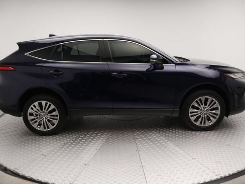 Certified 2023 Toyota Venza XLE AWD/4WD image 6
