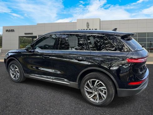 Certified 2023 Lincoln Corsair FWD w/ Equipment Group 101A image 5