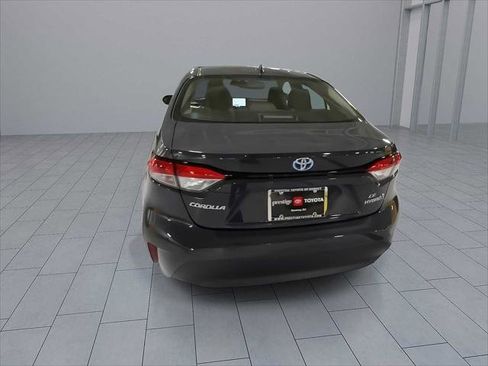 Certified 2024 Toyota Corolla LE image 7