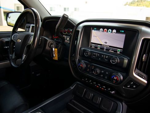 Used 2018 Chevrolet Silverado 1500 LTZ Z71 w/ Centennial Edition AWD/4WD image 18