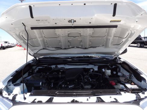 Used 2022 Toyota Tacoma SR RWD image 40