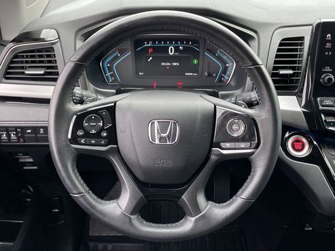 Used 2023 Honda Odyssey Touring image 12